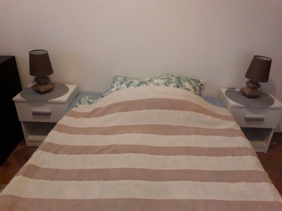 Apartman Ana 2 Leilighet Rijeka Eksteriør bilde